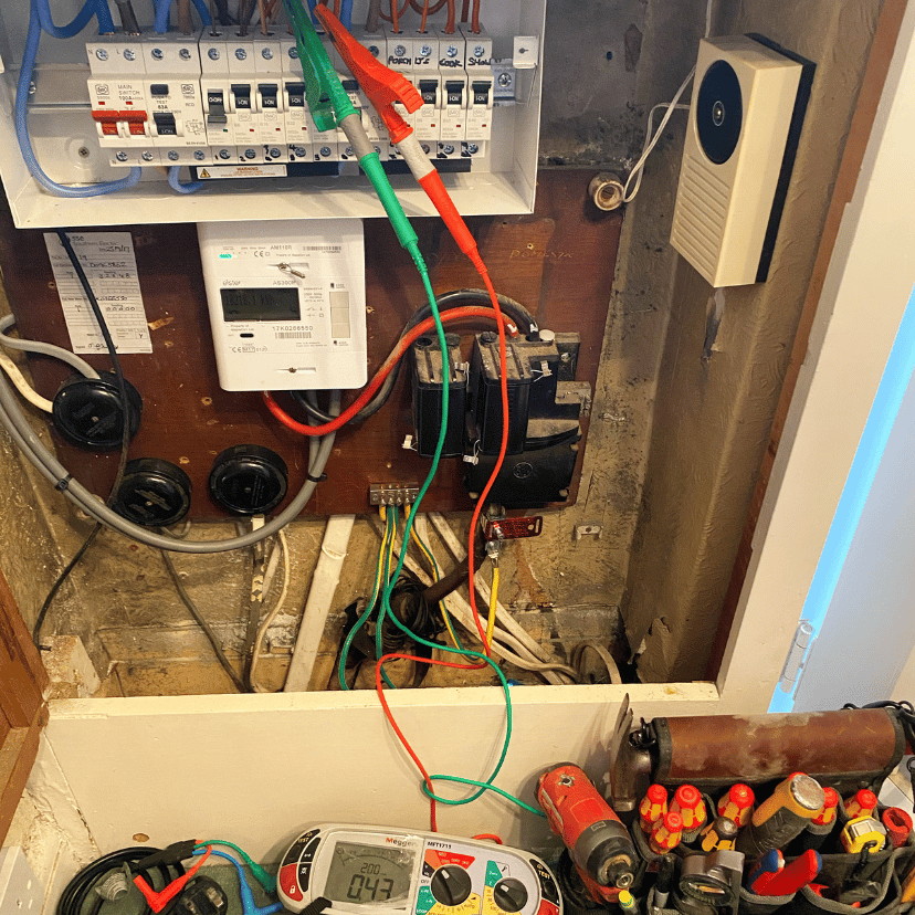 fault-finding-electrician-wimbledon